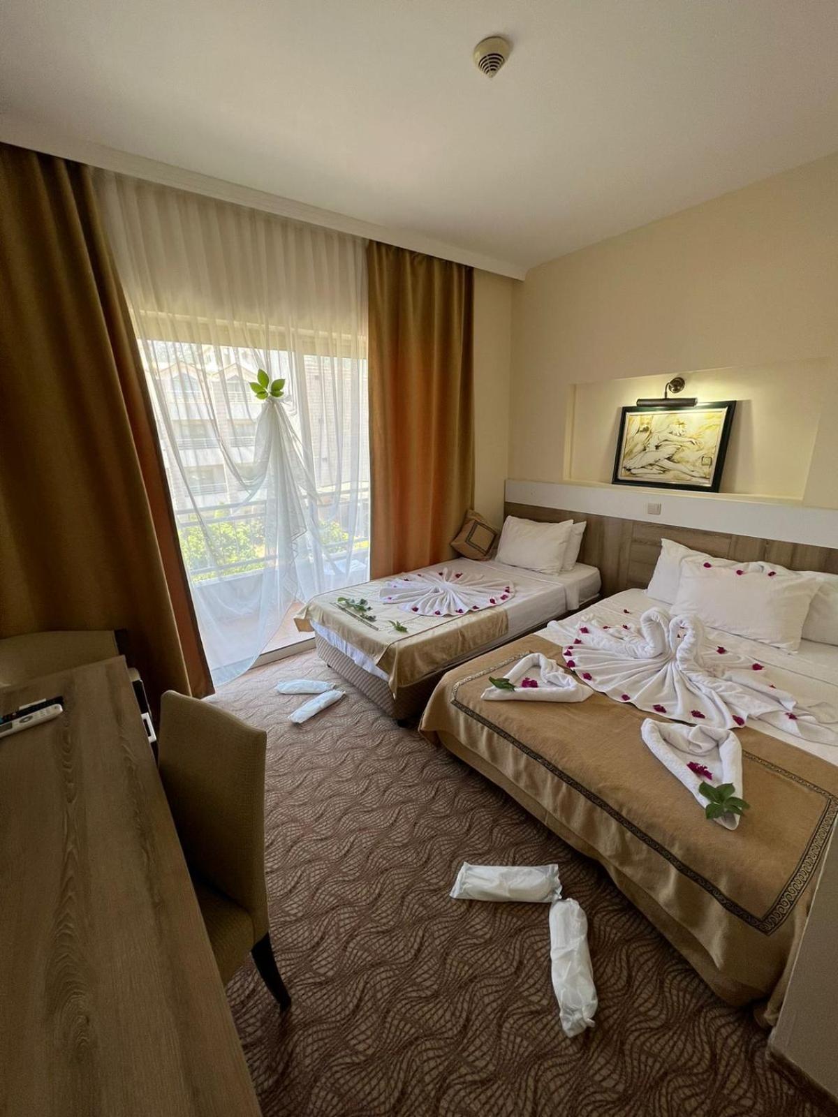 Rk Magic Dream Hotel 凯梅尔 外观 照片